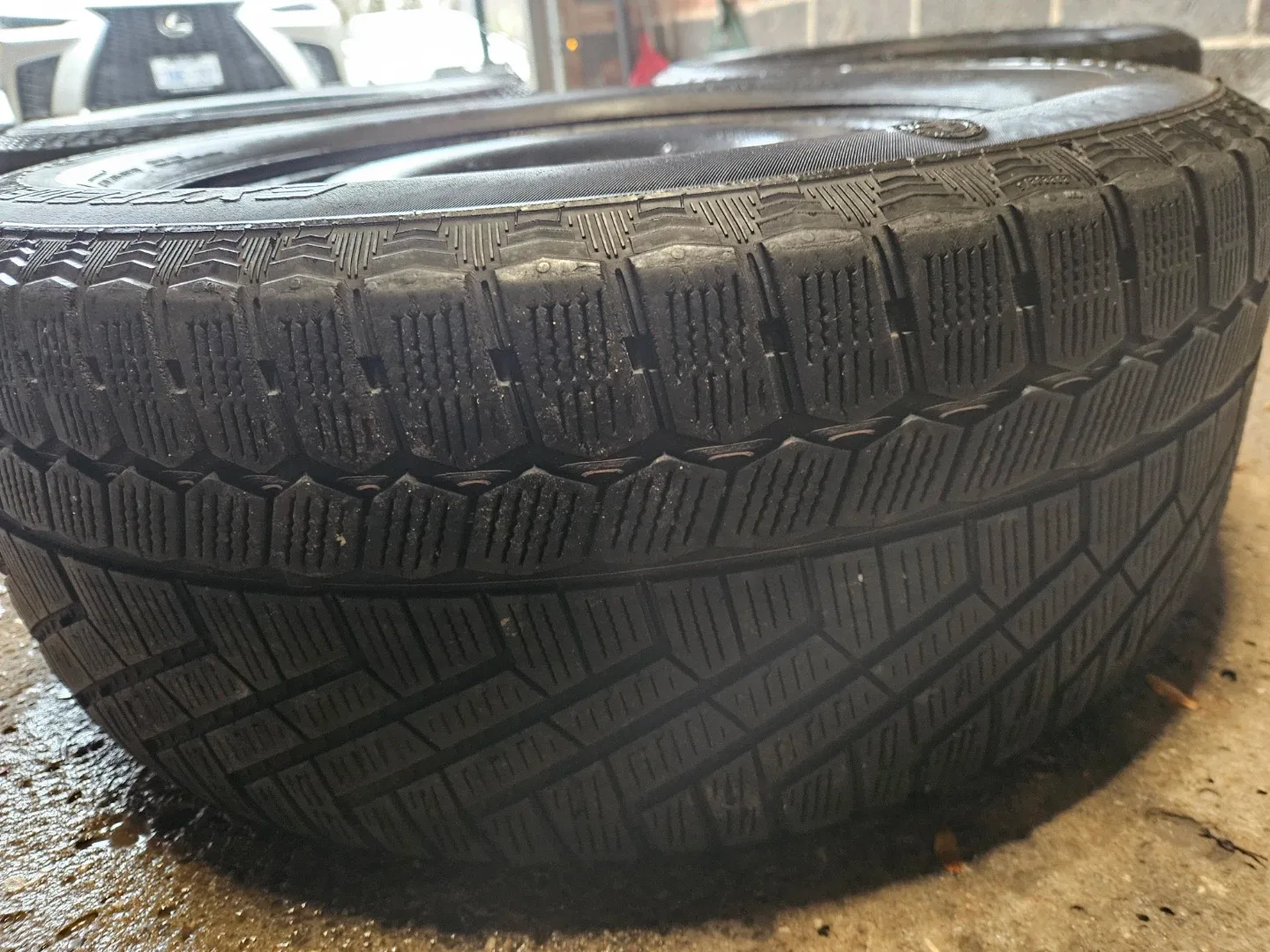 VW 215/55/16, 5 x 112 winter tires and rims. Jetta, golf, passat image indicator(5)
