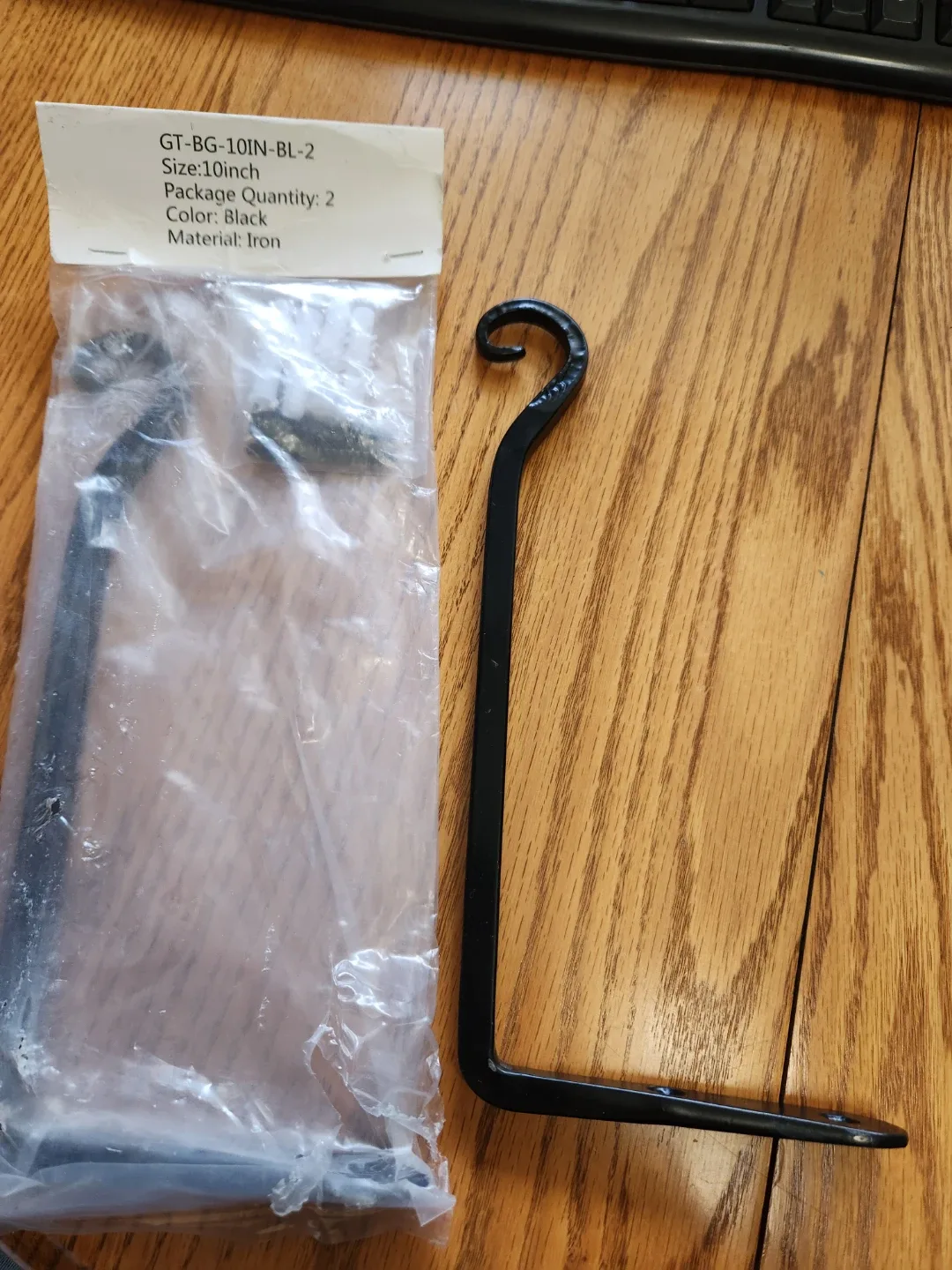 Two plant hangers thumbnail