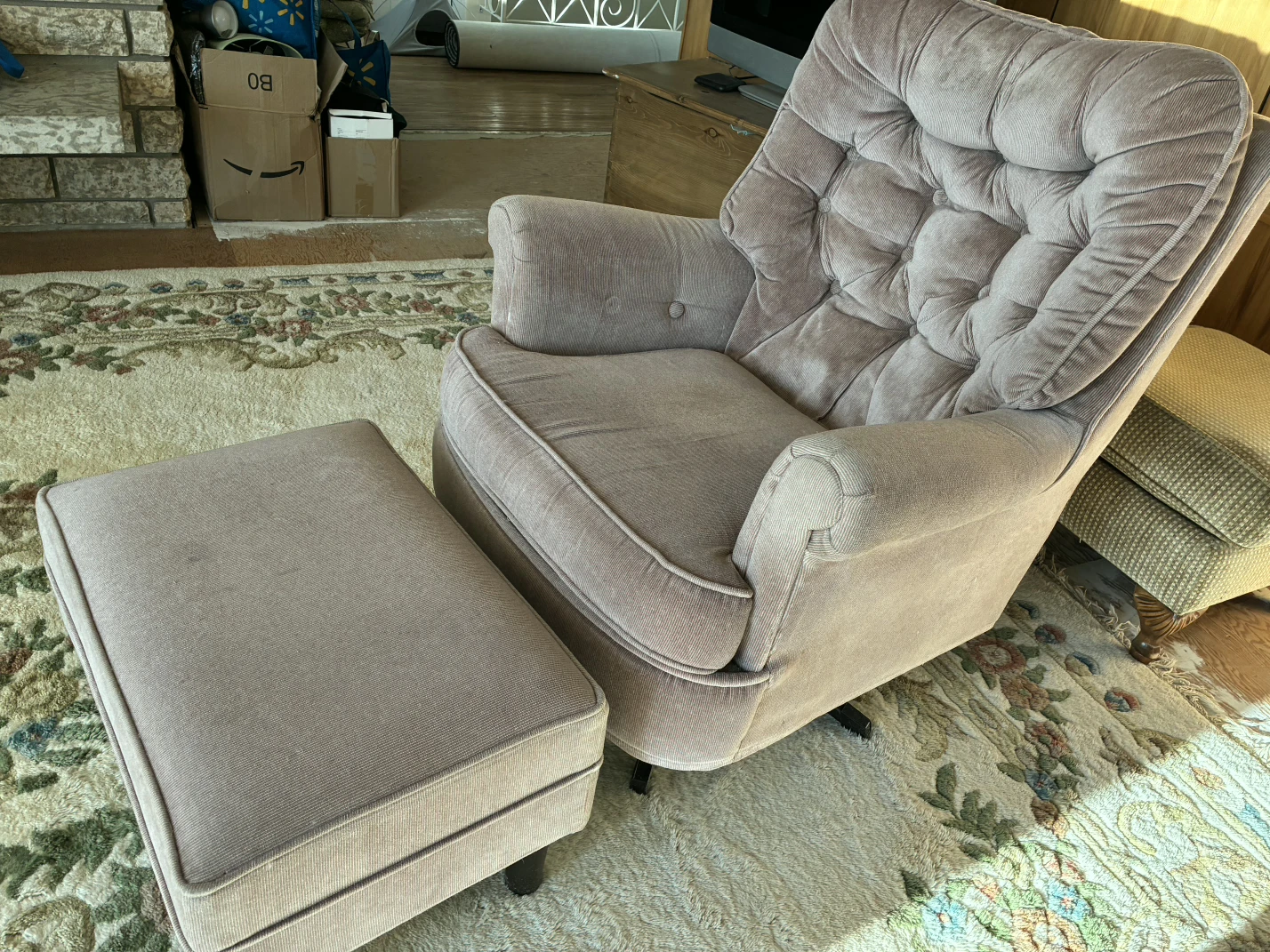 Upholstered Recliner Chair with Ottoman - photo 5