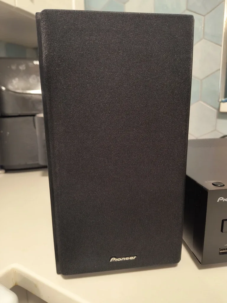 Pioneer X-HM76 Micro CD Receiver & Speakers image indicator(3)