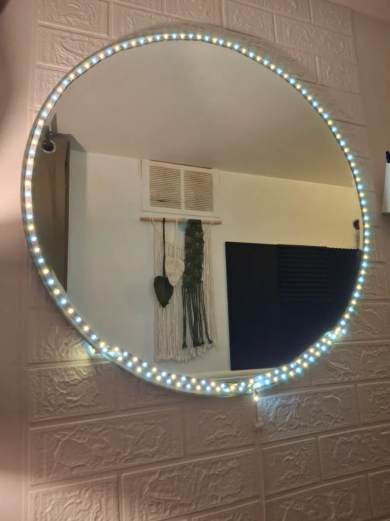 Round Mirror with LED Lighting image indicator(3)