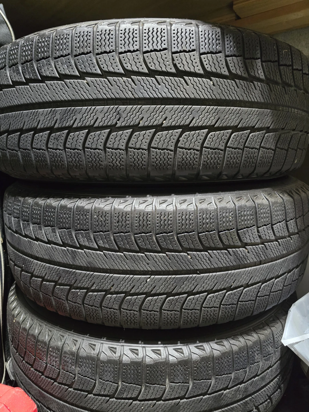 Michelin X-Ice Studless Winter Tires 225/65R17 - photo 2