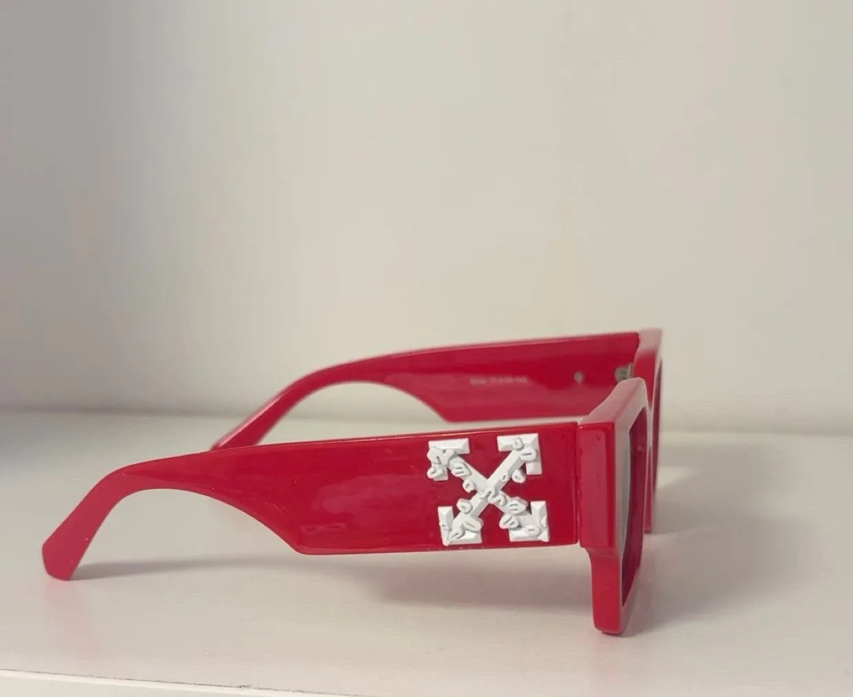 Sunglasses image indicator(4)