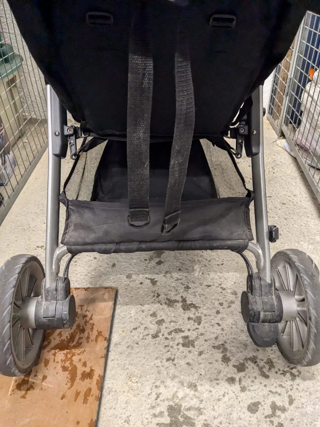 Britax B-Lively stroller ready for a new home image indicator(10)