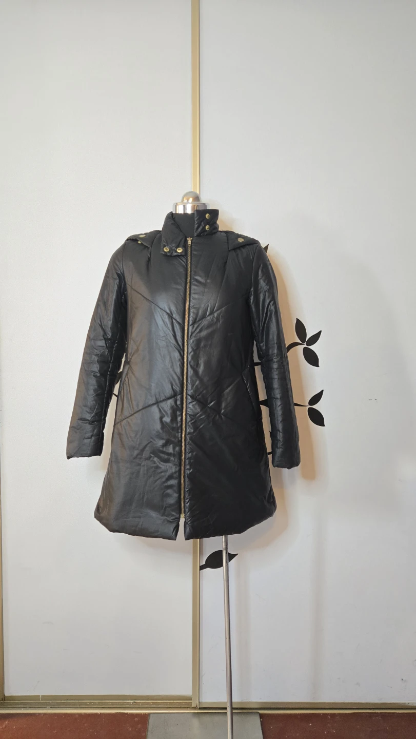 VAUTE Couture Black Puffer Coat - Size XS