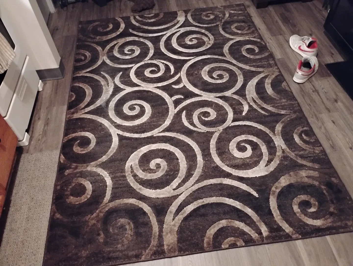 Brown Swirl Pattern Area Rug image indicator(2)