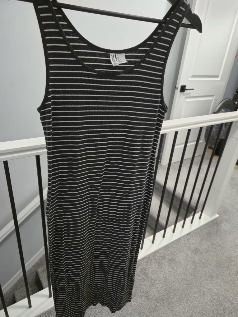 Dresses - Floral & Striped - photo 2
