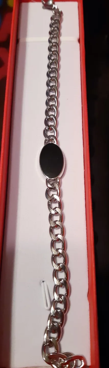 Silver Chain Bracelet with Black Stone image indicator(4)
