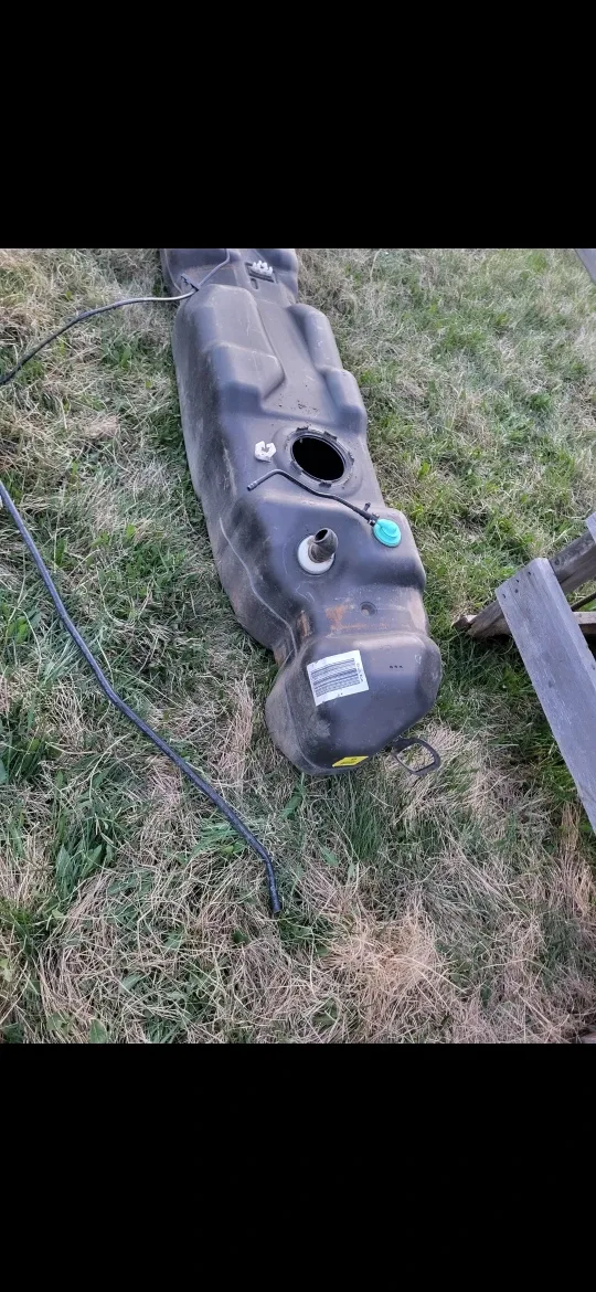 F150 Gas tank 2009 to  2014 More parts