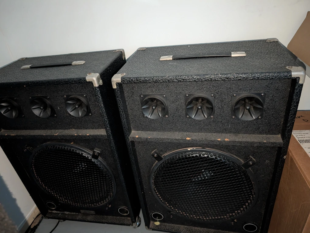GLI Pro Audio Rack Mount Case & Speakers - photo 5