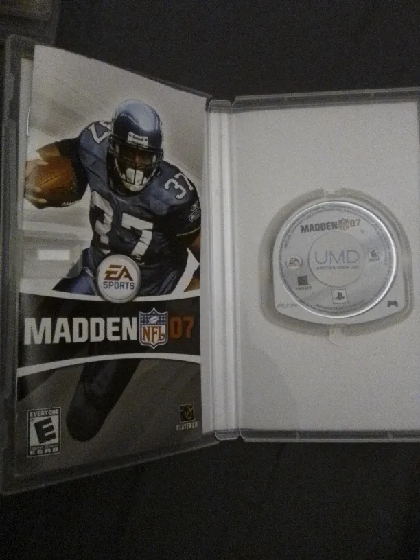 Madden NFL 07 for PSP image indicator(3)