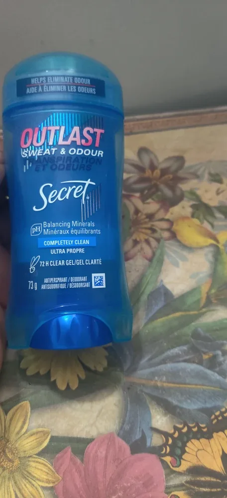 Secret Outlast Deodorant - 73g x 3 image indicator(4)
