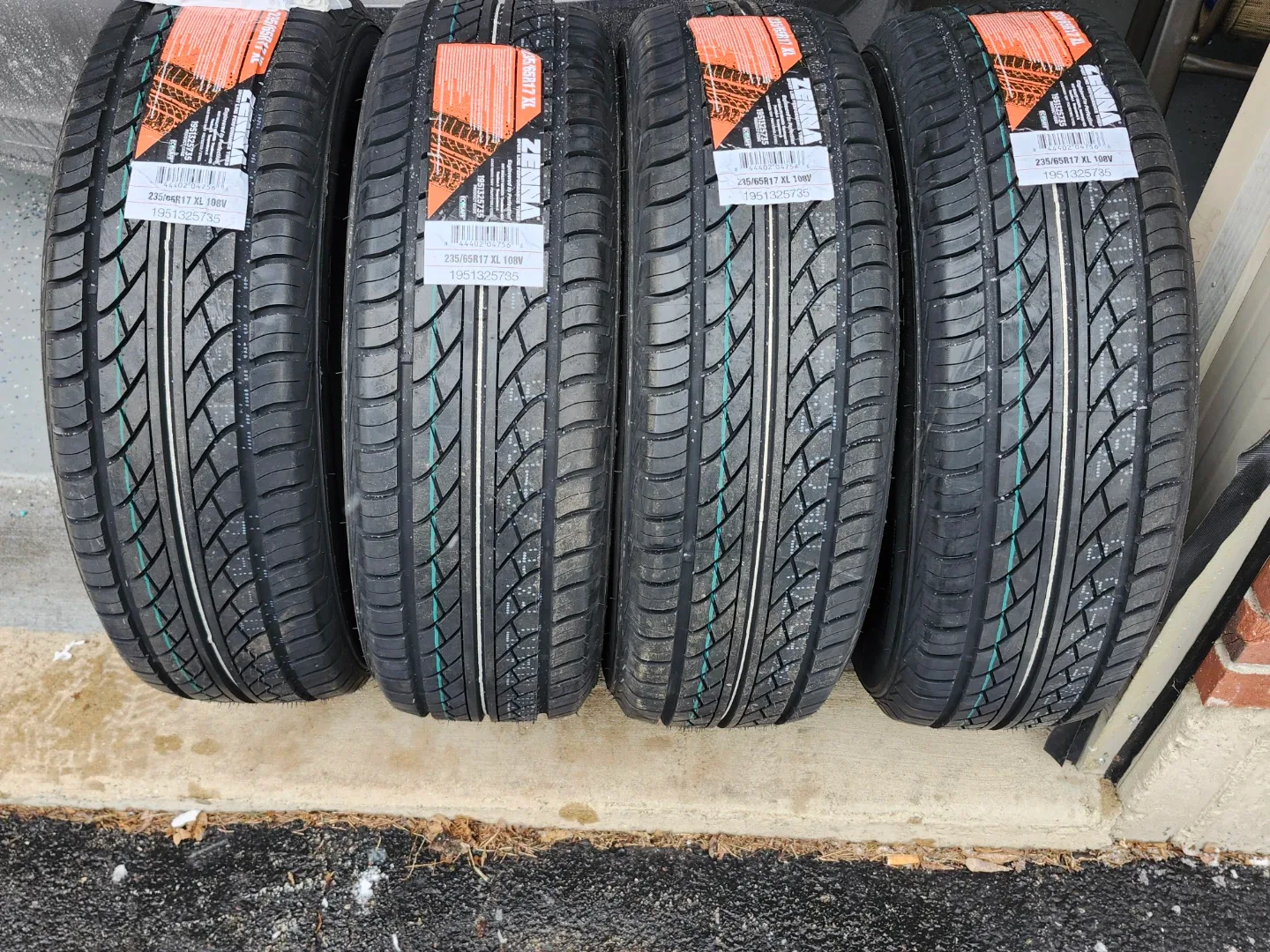 Set of 4 Zeetex ZT6000 Tires 235/65R17 XL - NEW image indicator(3)