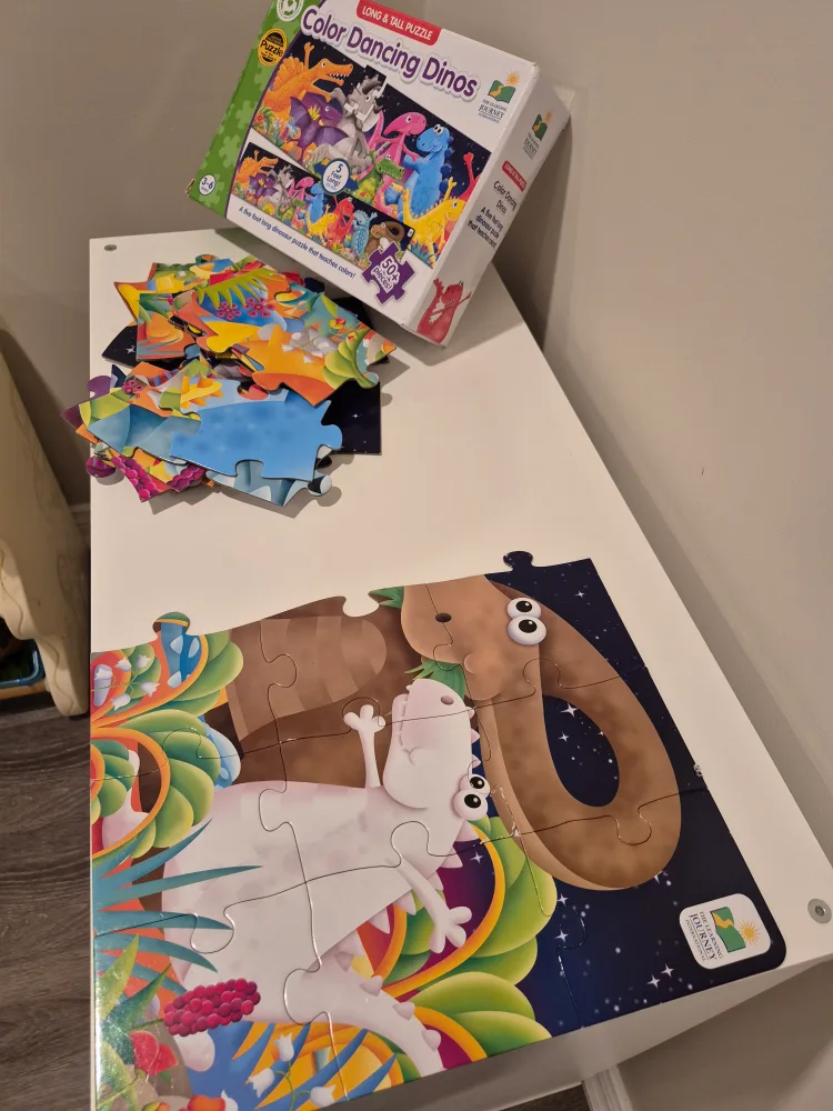 The Learning Journey Color Dancing Dinos Puzzle image indicator(2)
