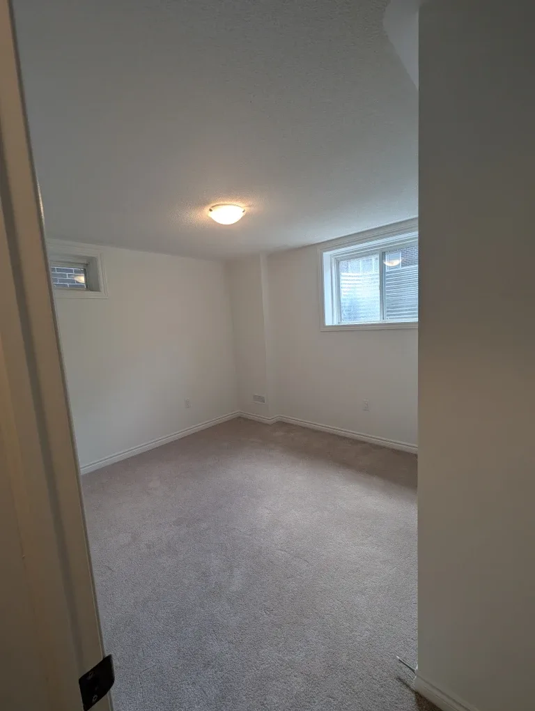 1 Bedroom Basement Apartment image indicator(4)