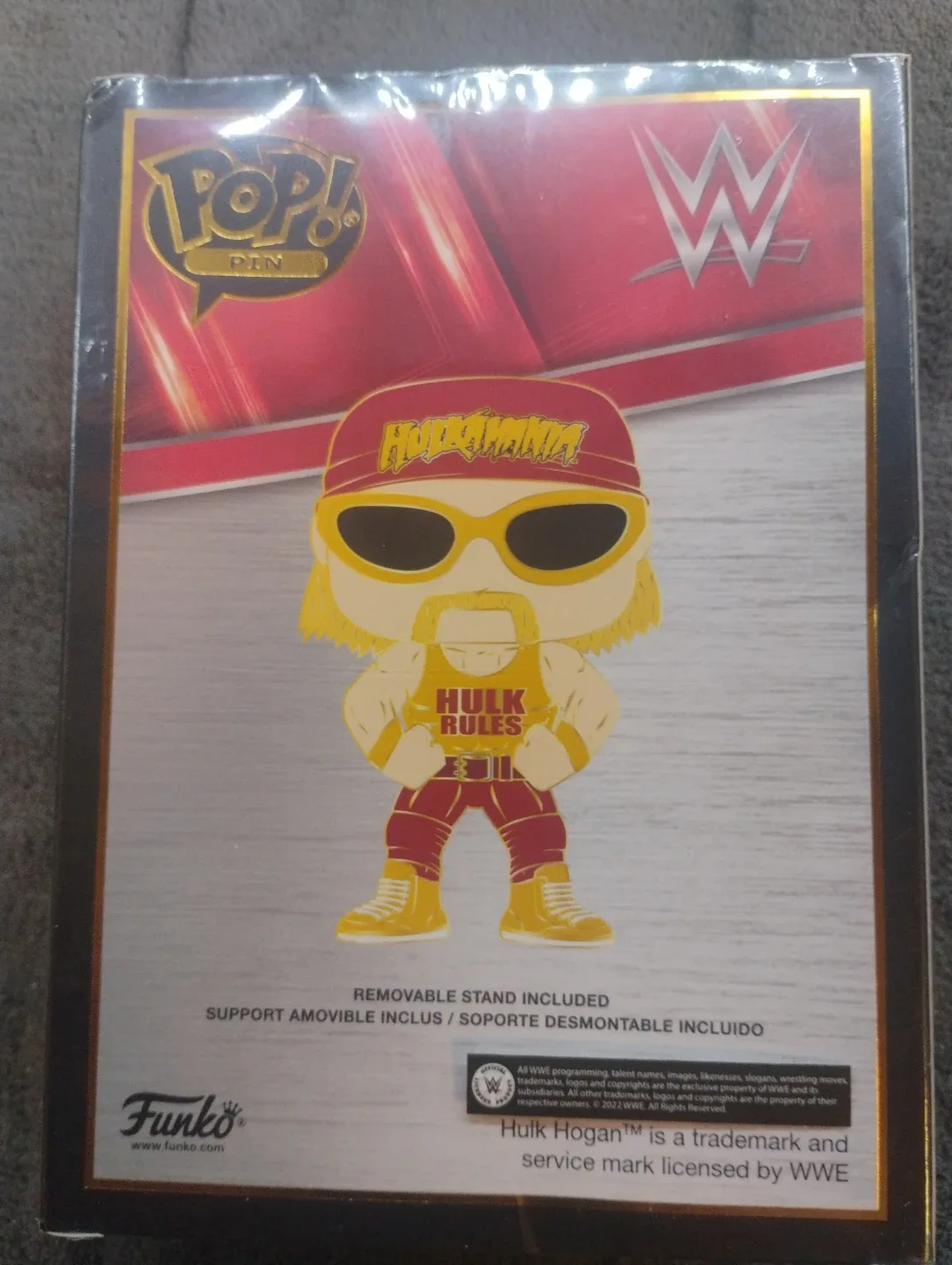 Funko Pop! Pin WWE Hulk Hogan Enamel Pin image indicator(2)