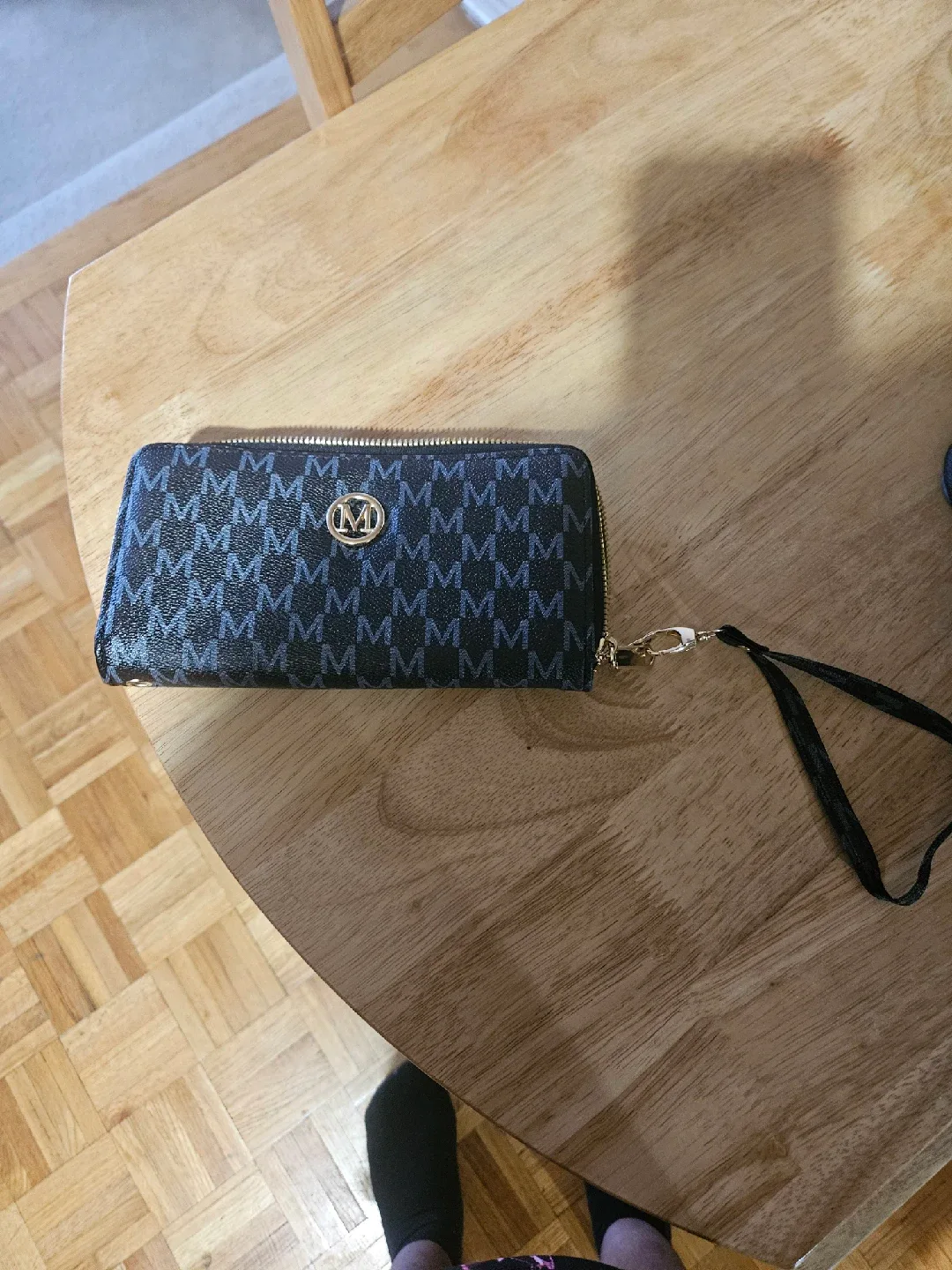 MD Black Patterned Wristlet Wallet thumbnail