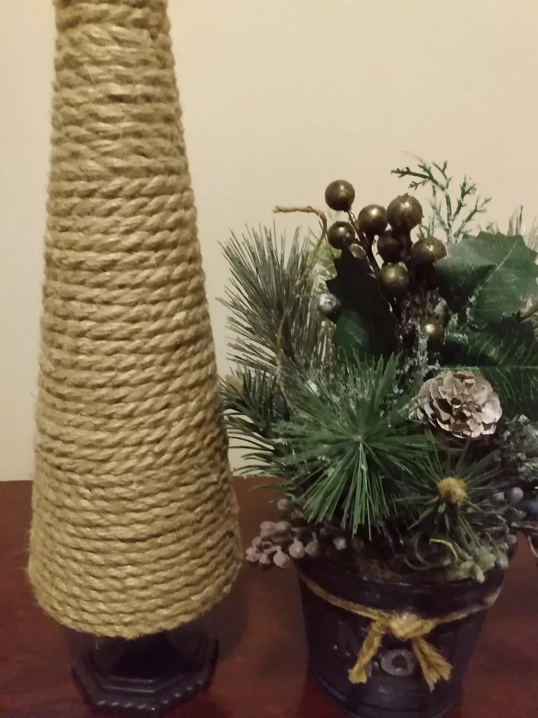 2pc Set Christmas Rope Tree,  and decorative vase image indicator(2)