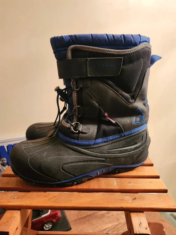 Ripzone Kids' Winter Boots - Size 4