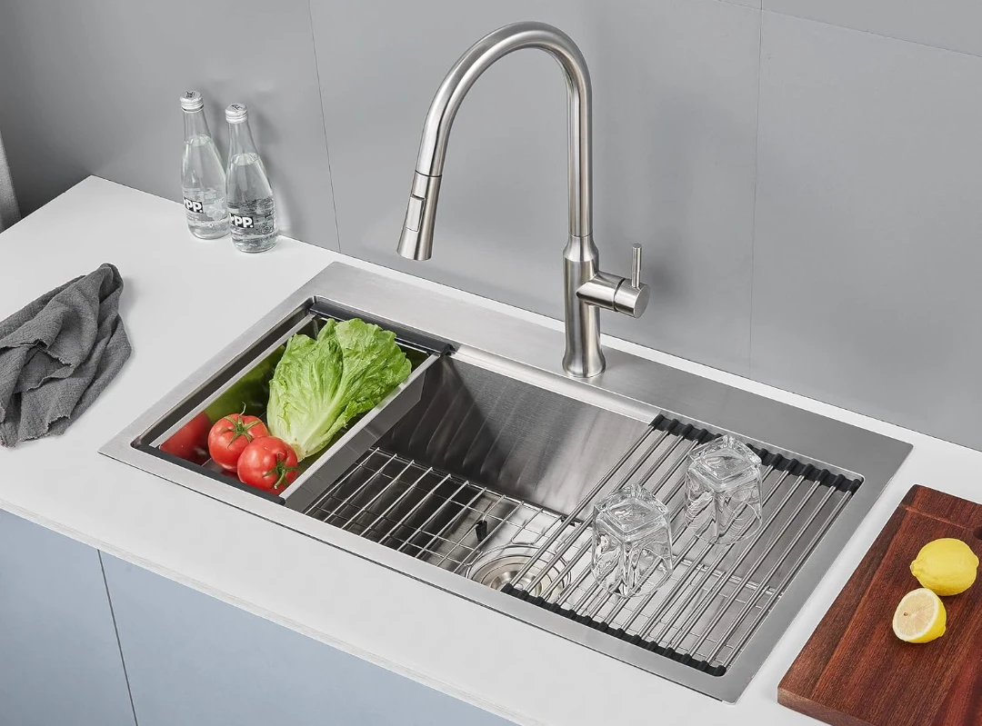 Stainless Steel Kitchen Sink with Accessories