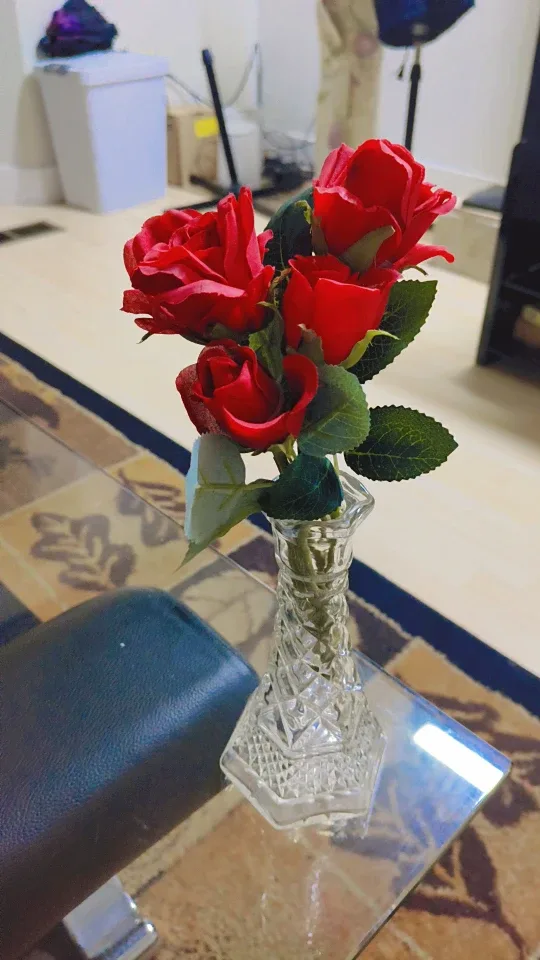 Red Artificial Rose Bouquet with Vase image indicator(2)