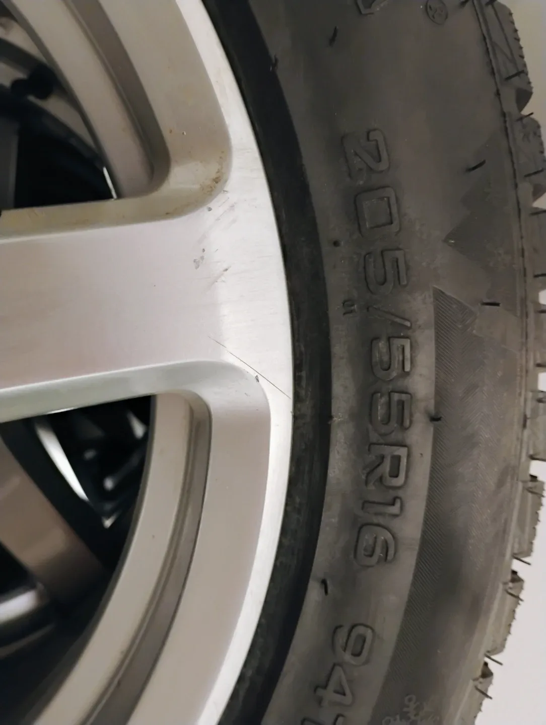 205/55R16 Winter Tires on Rims image indicator(5)