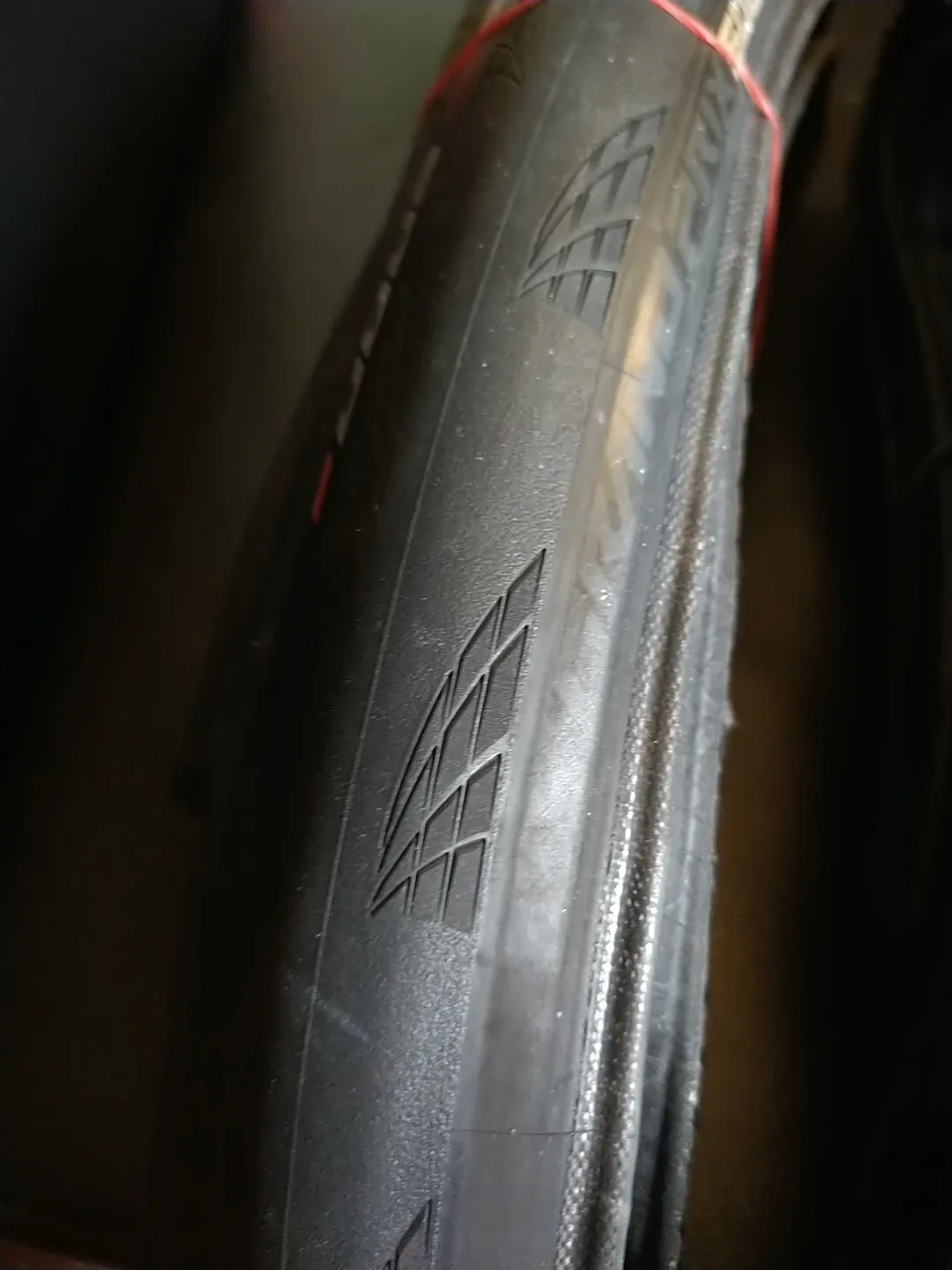 Continental Grand Prix 5000 & Pirelli Bike Tires image indicator(5)