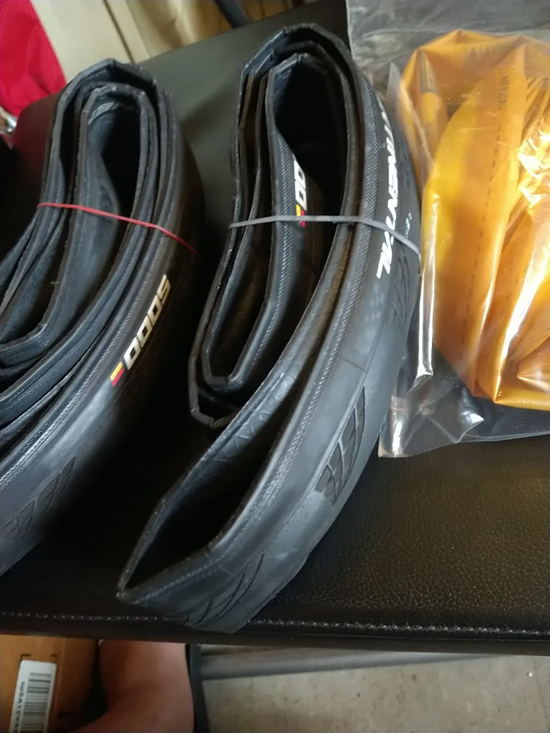 Continental Grand Prix 5000 & Pirelli Bike Tires image indicator(9)