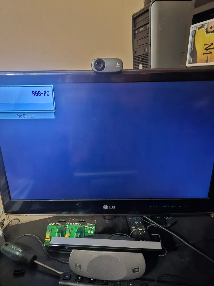 LG 26"led tv with base remote works a1 image indicator(6)