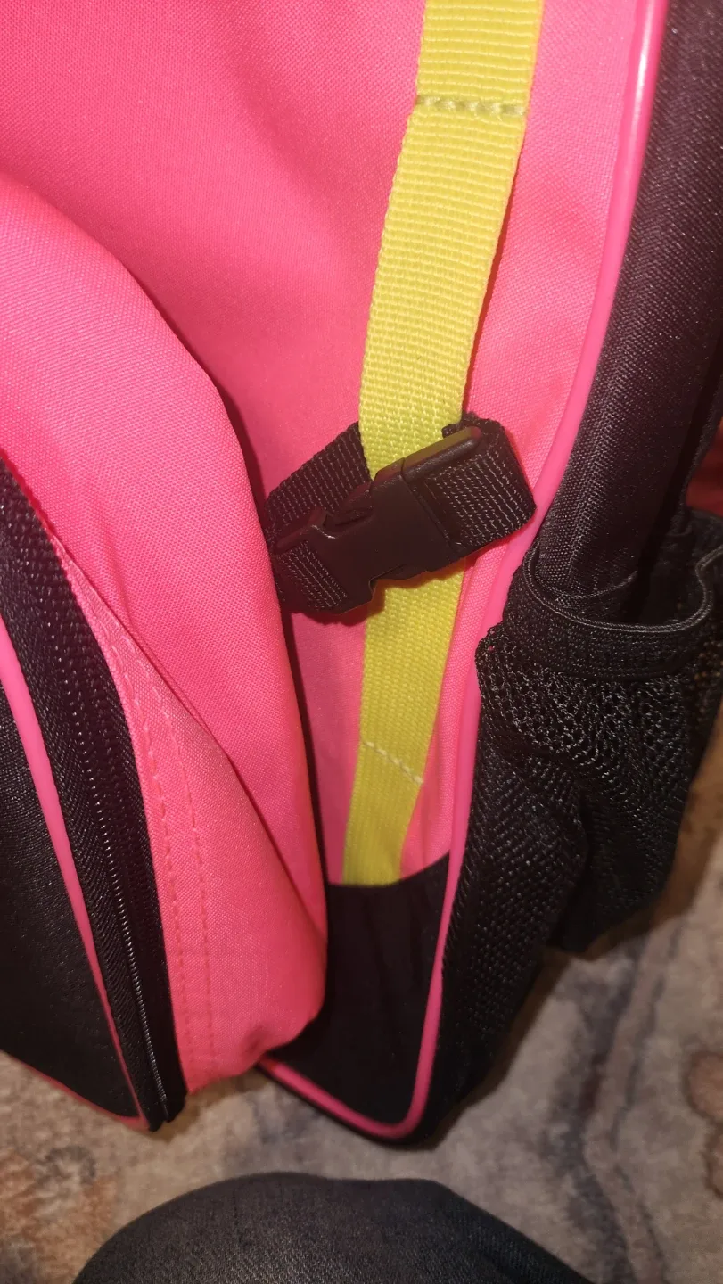 Puma Backpack and lunch bag - Black and Pink image indicator(9)