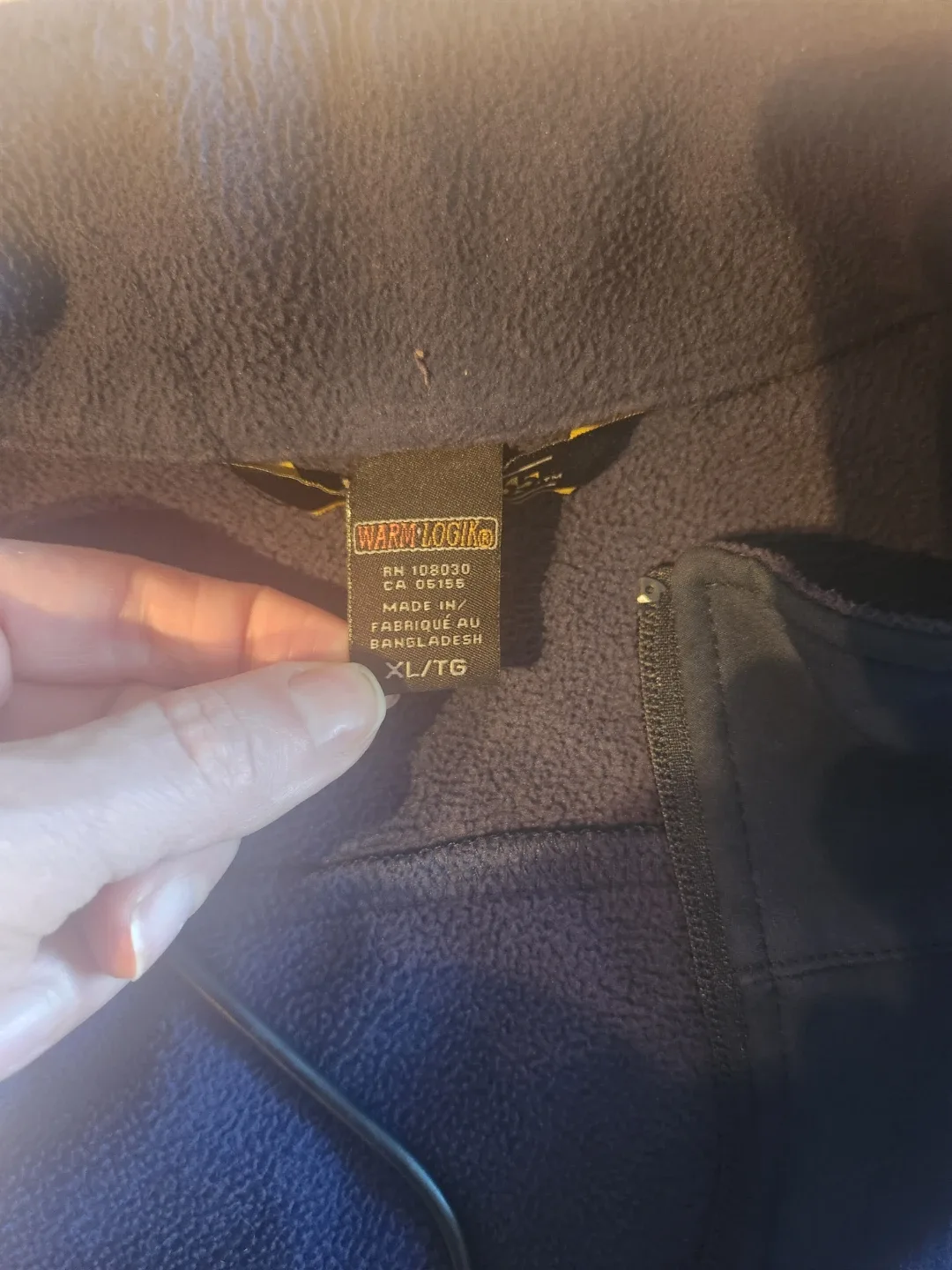 Warmlogik XL Fleece Jacket image indicator(2)