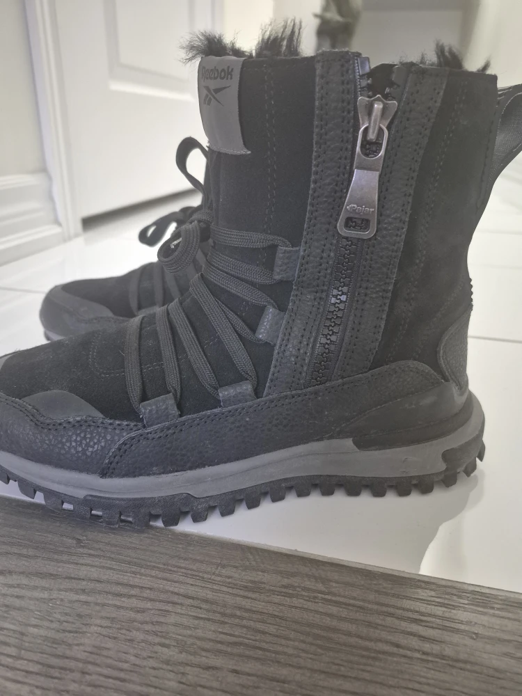 Reebok Black Winter Boots - photo 2