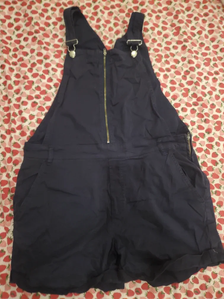 BDG Overalls - Size 8 image indicator(2)