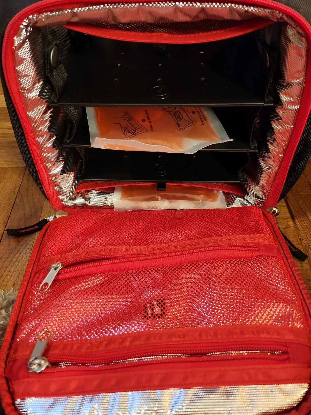 6 Pack Fitness Expedition Laptop Backpack Black/Red image indicator(5)