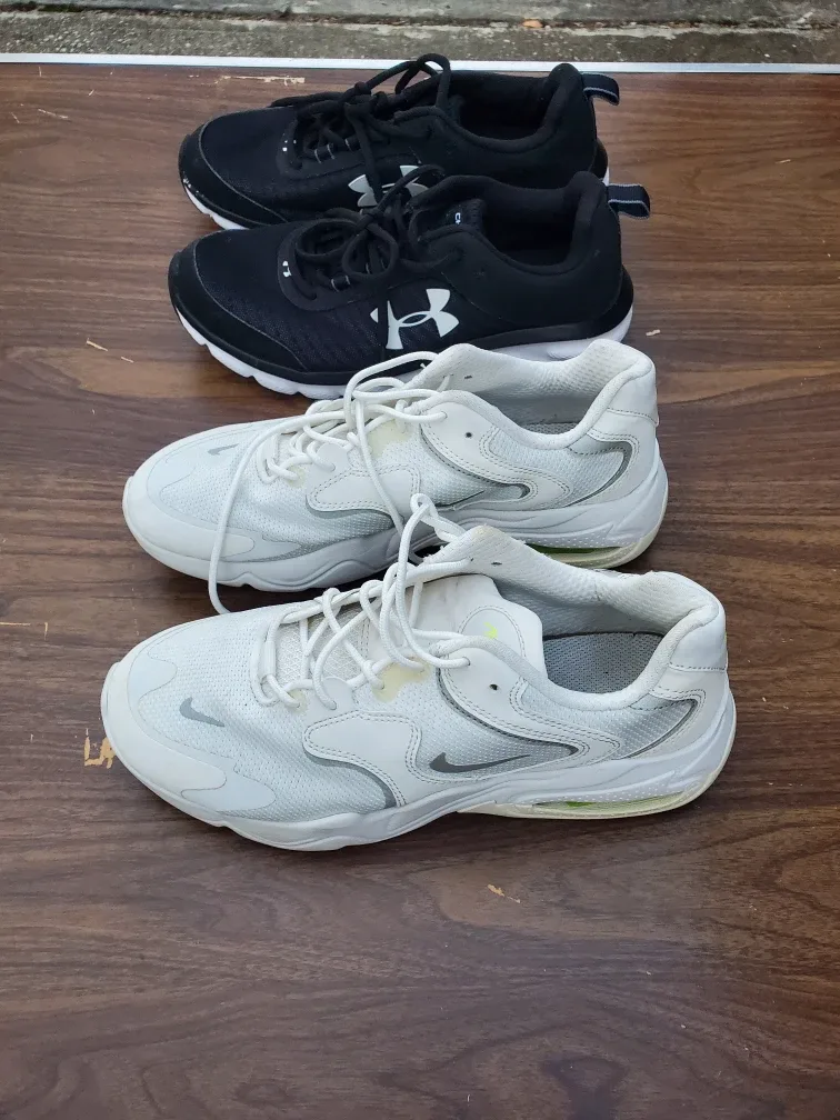 Mens nike Airmax and under armour sneakers size 7.5 image indicator(3)
