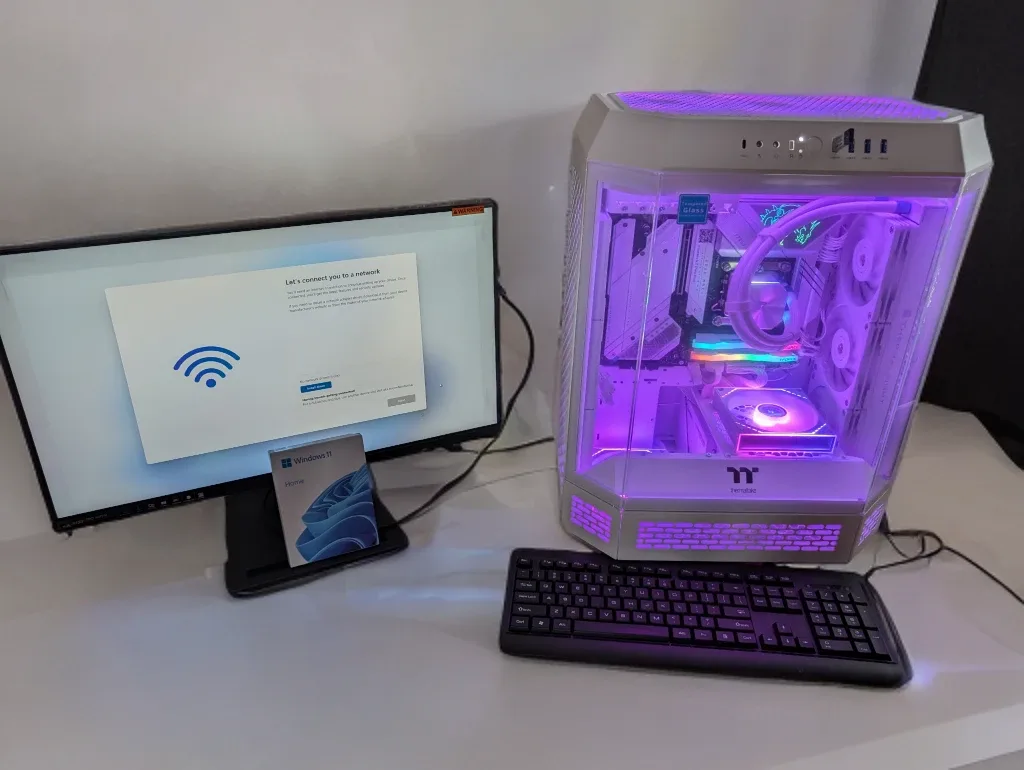 All New custom MSI Z790 Edge PC, DDR5 , 4070 12g image indicator(9)