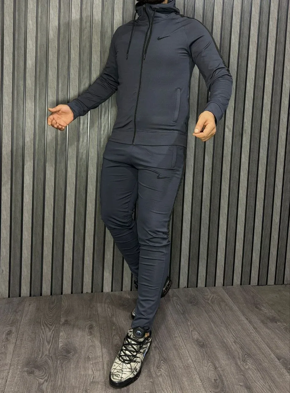 Nike Tracksuit - Grey