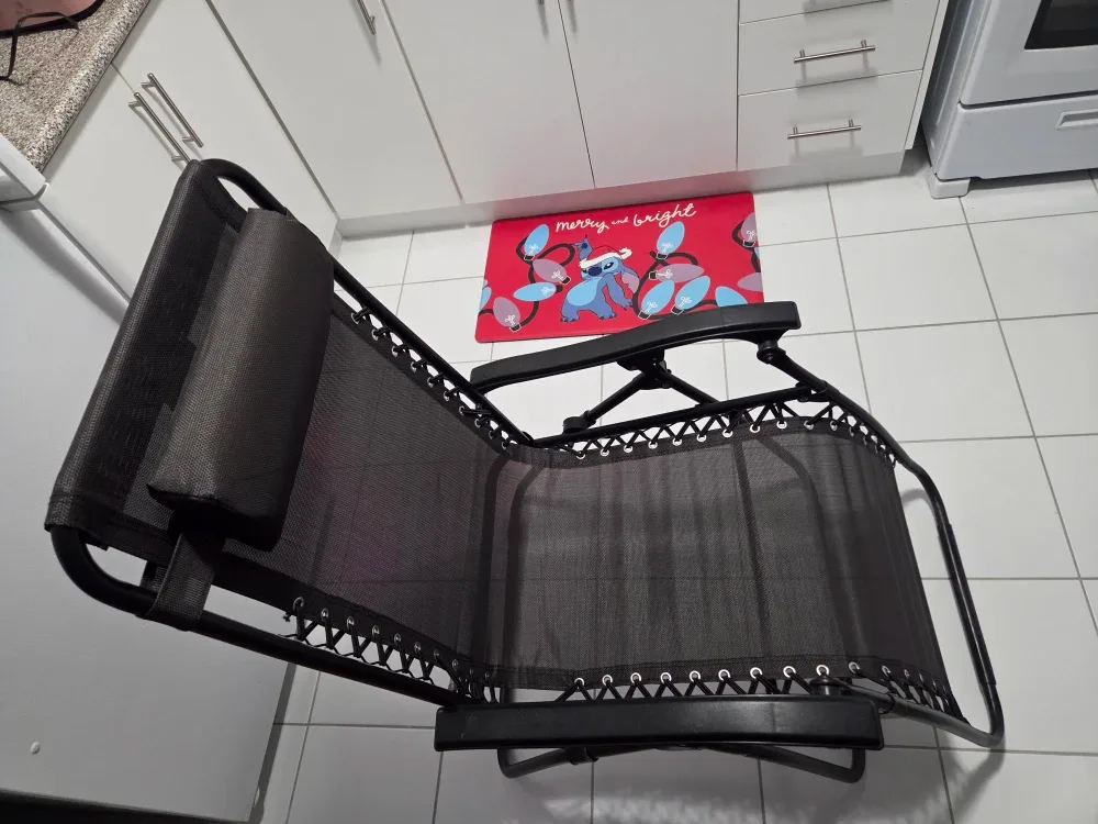 Black Foldable Lounge Chair