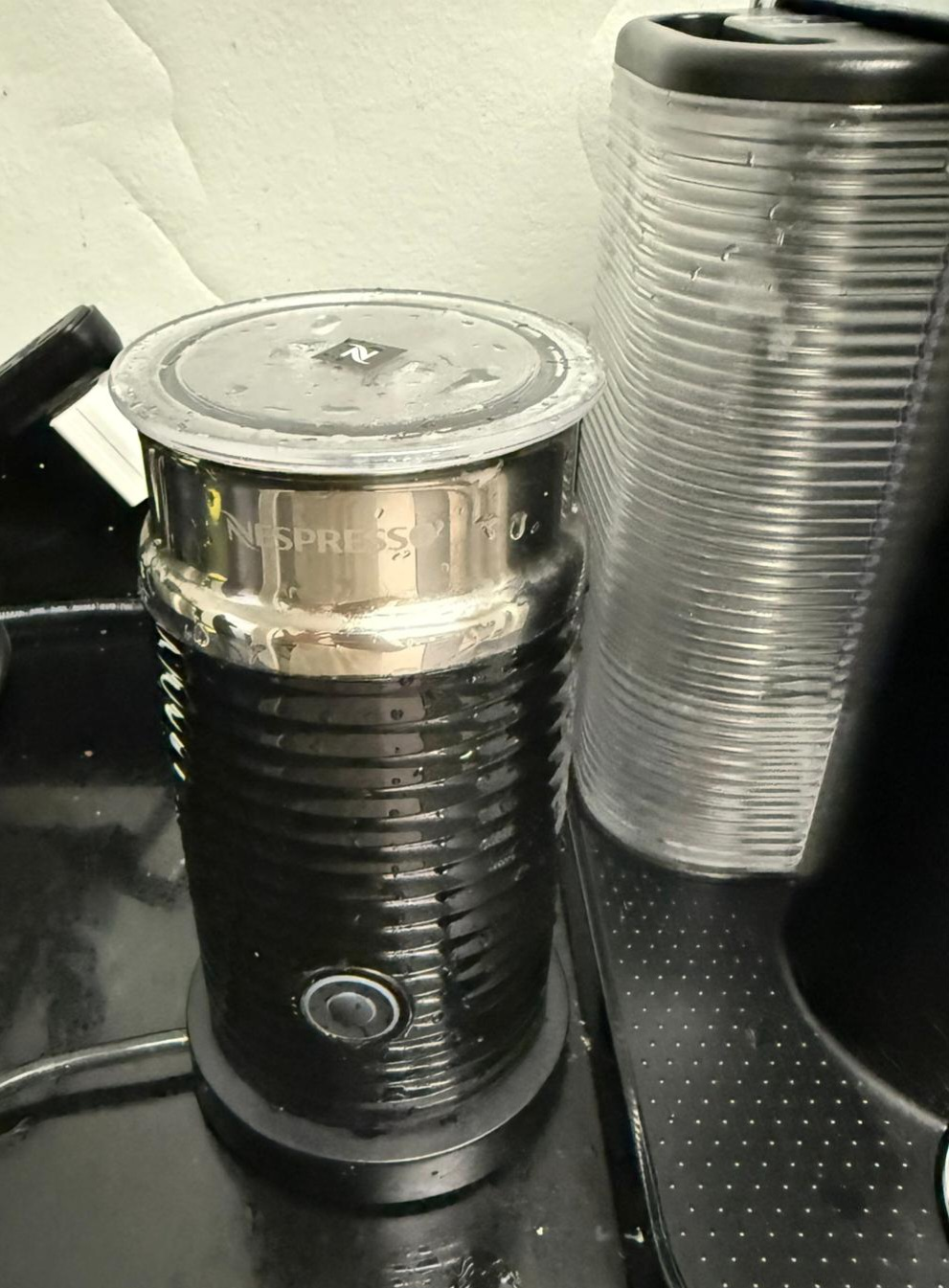 Nespresso Vertuo Coffee & Espresso Machine - photo 2
