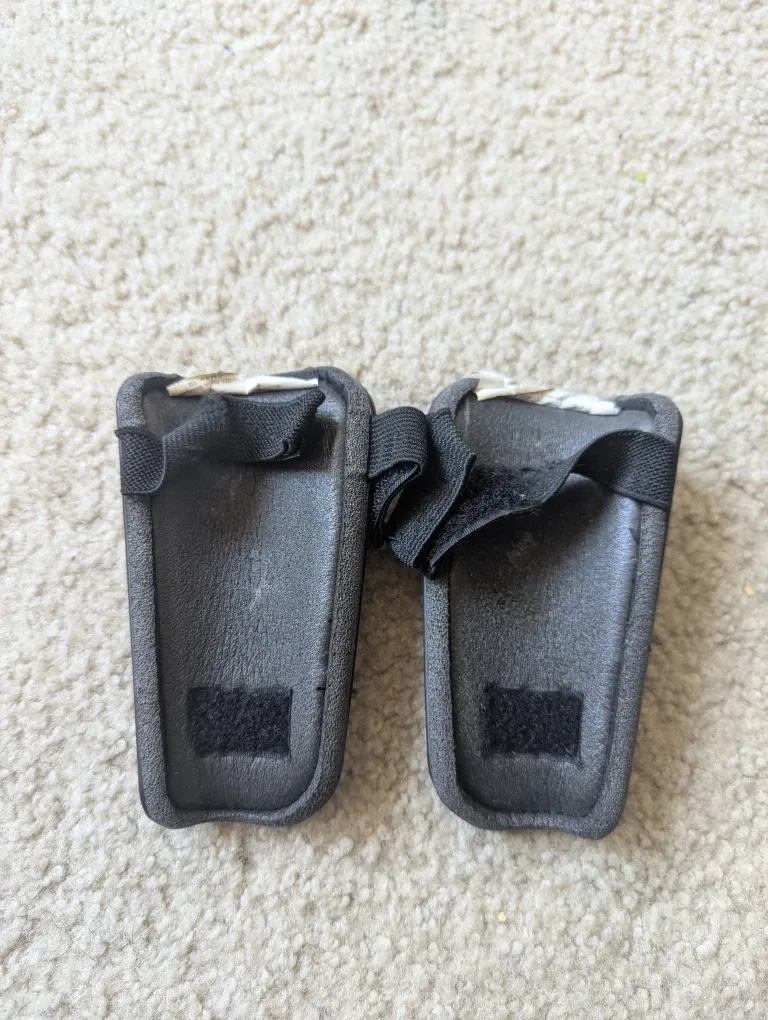 Kipsta Soccer Shin Guards image indicator(2)