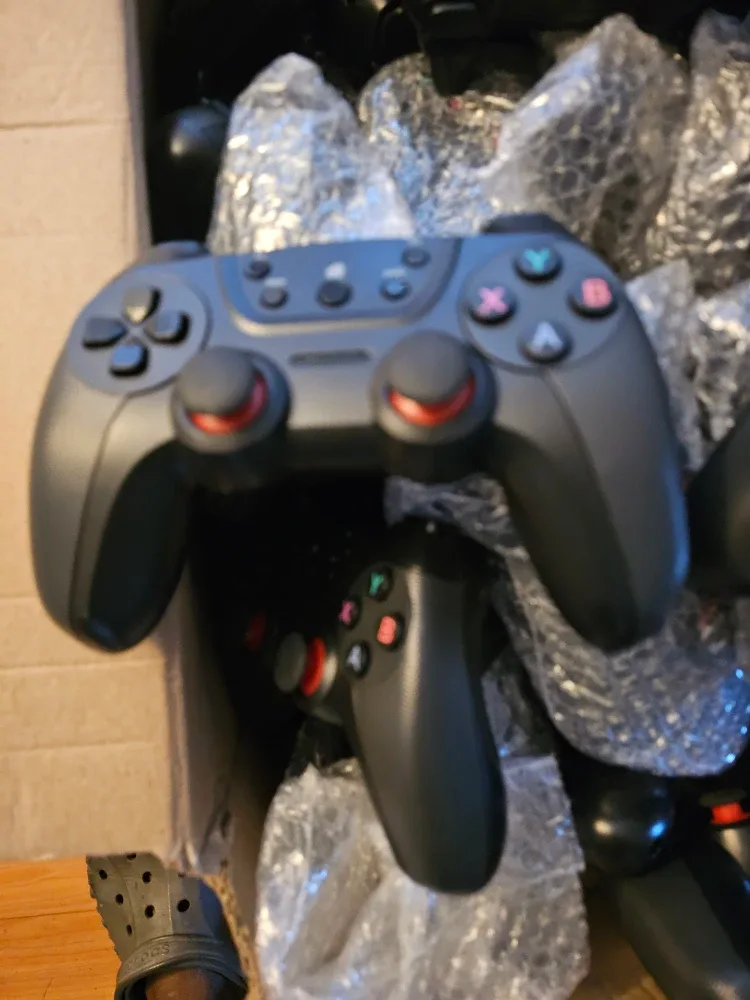 Generic Black Wireless Game Controllers image indicator(4)