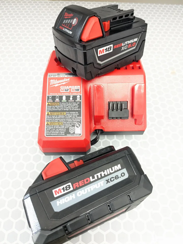 M18 Milwaukee 3 PACK Heavy Duty Starter Kit image indicator(3)