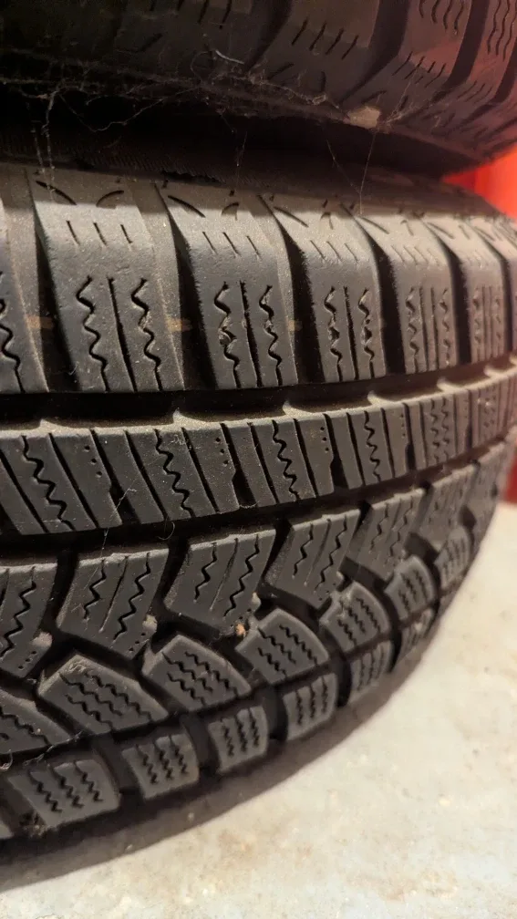 4 rims and tires image indicator(4)