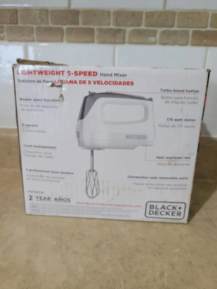 Black+Decker Lightweight 5-Speed Hand Mixer - MX1500W