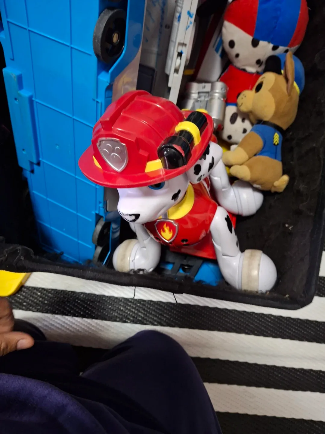 Paw Patrol Toys Lot image indicator(7)
