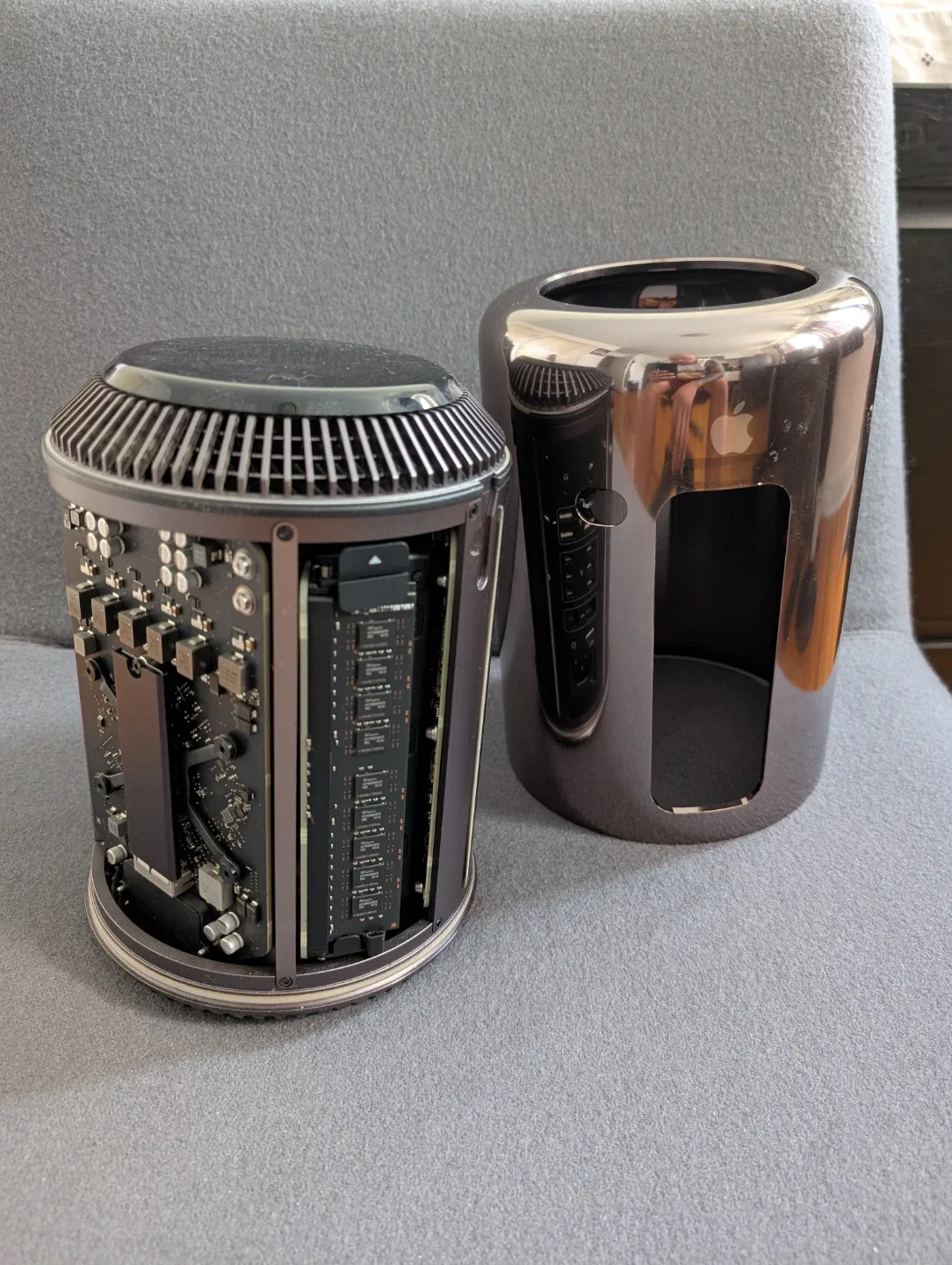 Apple Mac Pro (Late 2013) 500GB image indicator(5)