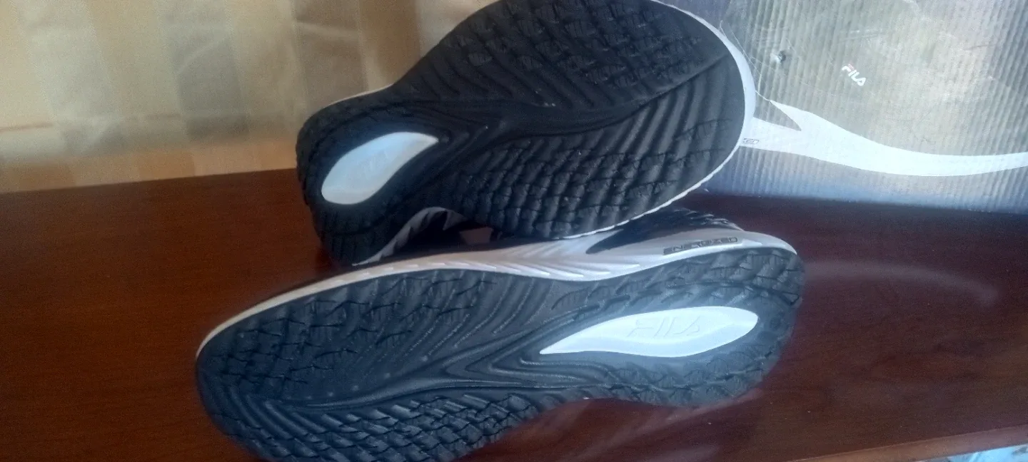 Fila Energized Men's Size 9 Sneakers - Black image indicator(2)