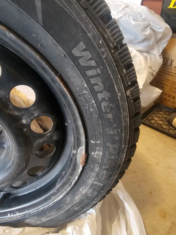 Winter Tires 195/65R15 image indicator(2)