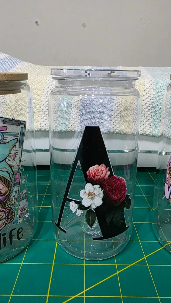 Plastic cups with a lid & straw 16oz image indicator(2)