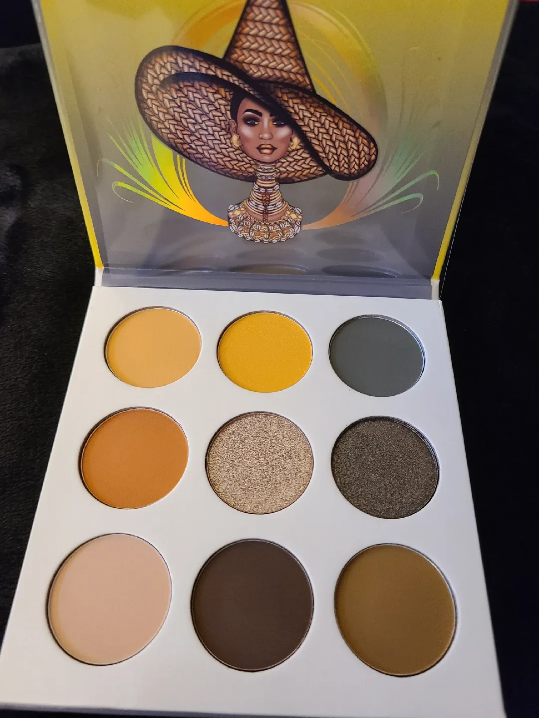 Juvia's Place The Nomad Eyeshadow Palette thumbnail